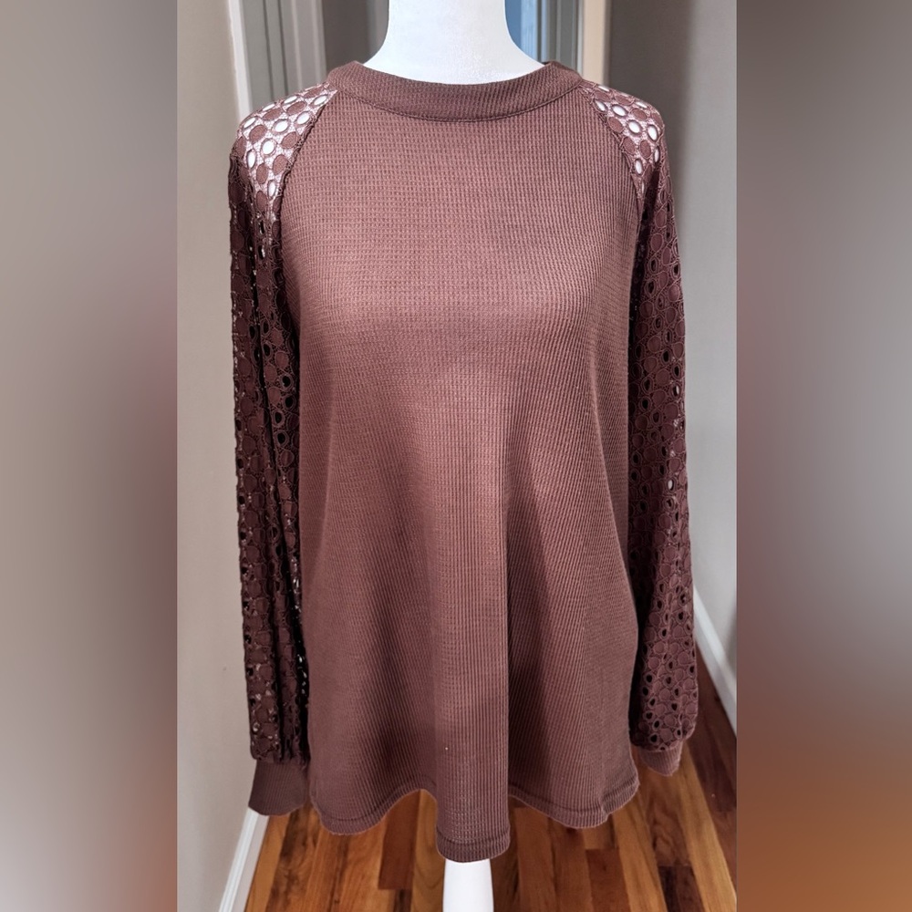 Casual Lace Sleeve Top - Brown size M EUC